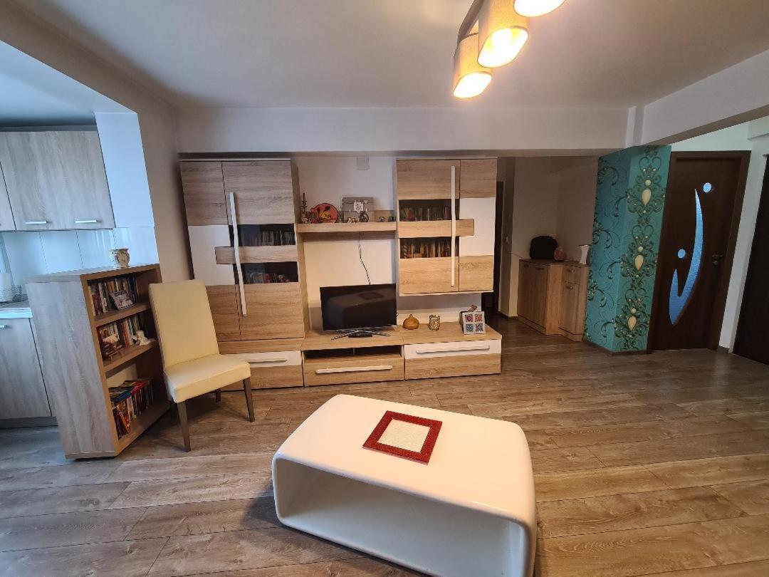 Central Cosy Apart Oradea Apartman Kültér fotó