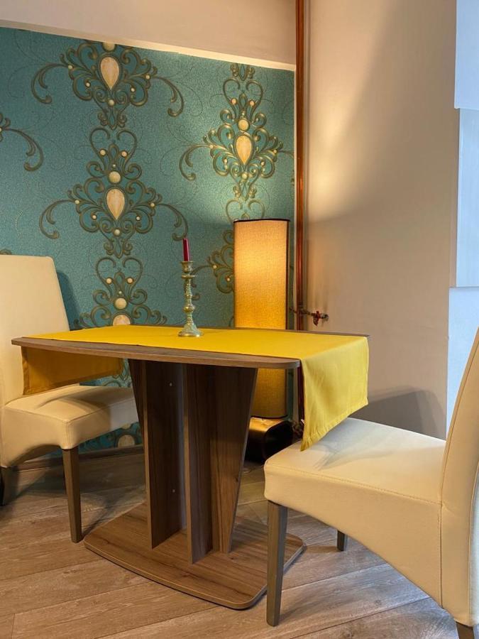 Central Cosy Apart Oradea Apartman Kültér fotó